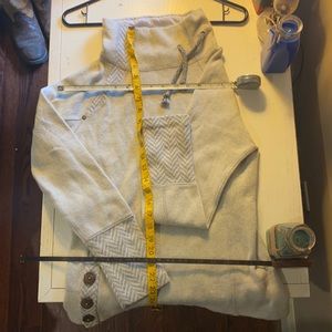 Prana off white Size Small pull sweater